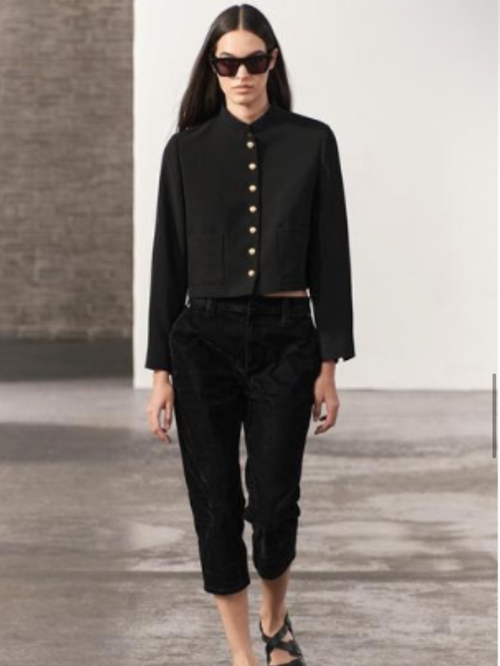 Zara Buttoned Cropped Jacket - Picture 3 of 3